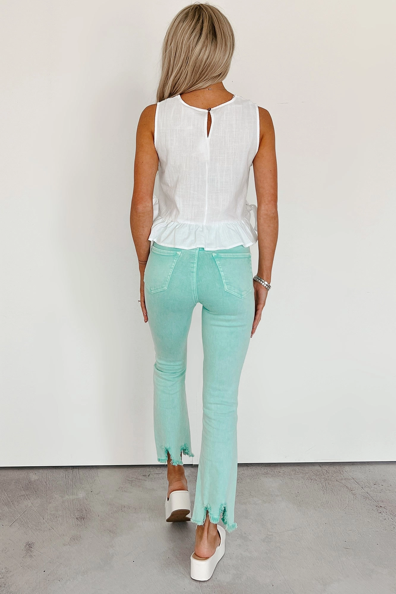 A Cup Of Quiet Sleeveless Ruffle Tie Top (White) AntiPilling Finish RelaxedSilhouette