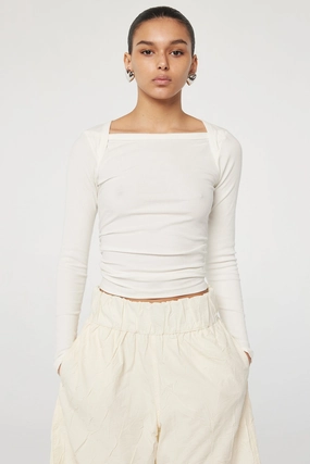 HoodedVersion ZipperedPockets BECKS LONG SLEEVE TOP