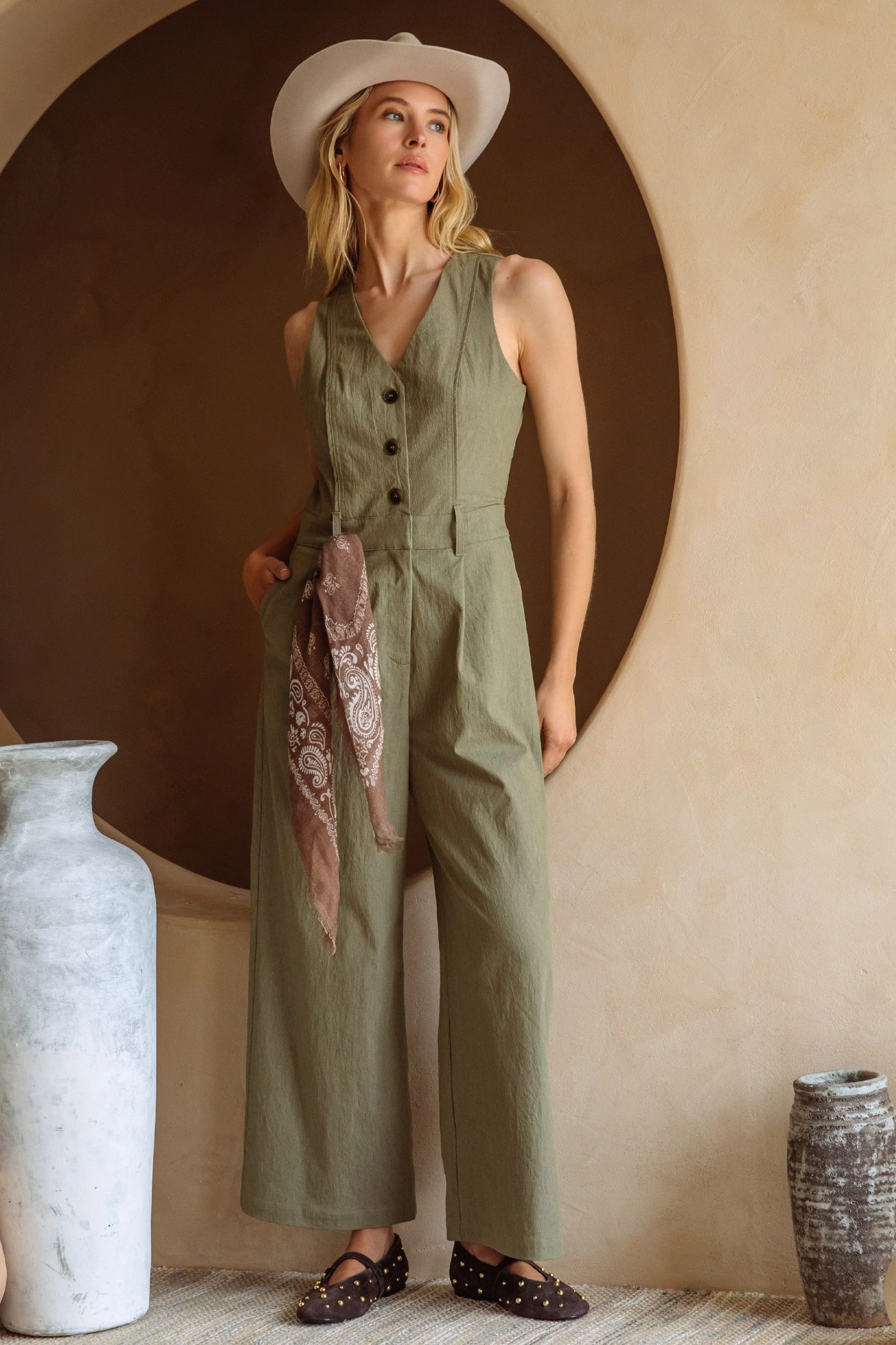 Neutral Dance LEXI BACK CUTOUT JUMPSUIT