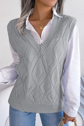 Non Restrictive Fit WOMEN PUNCHING KNITTED LOOSE FIT SWEAT VEST