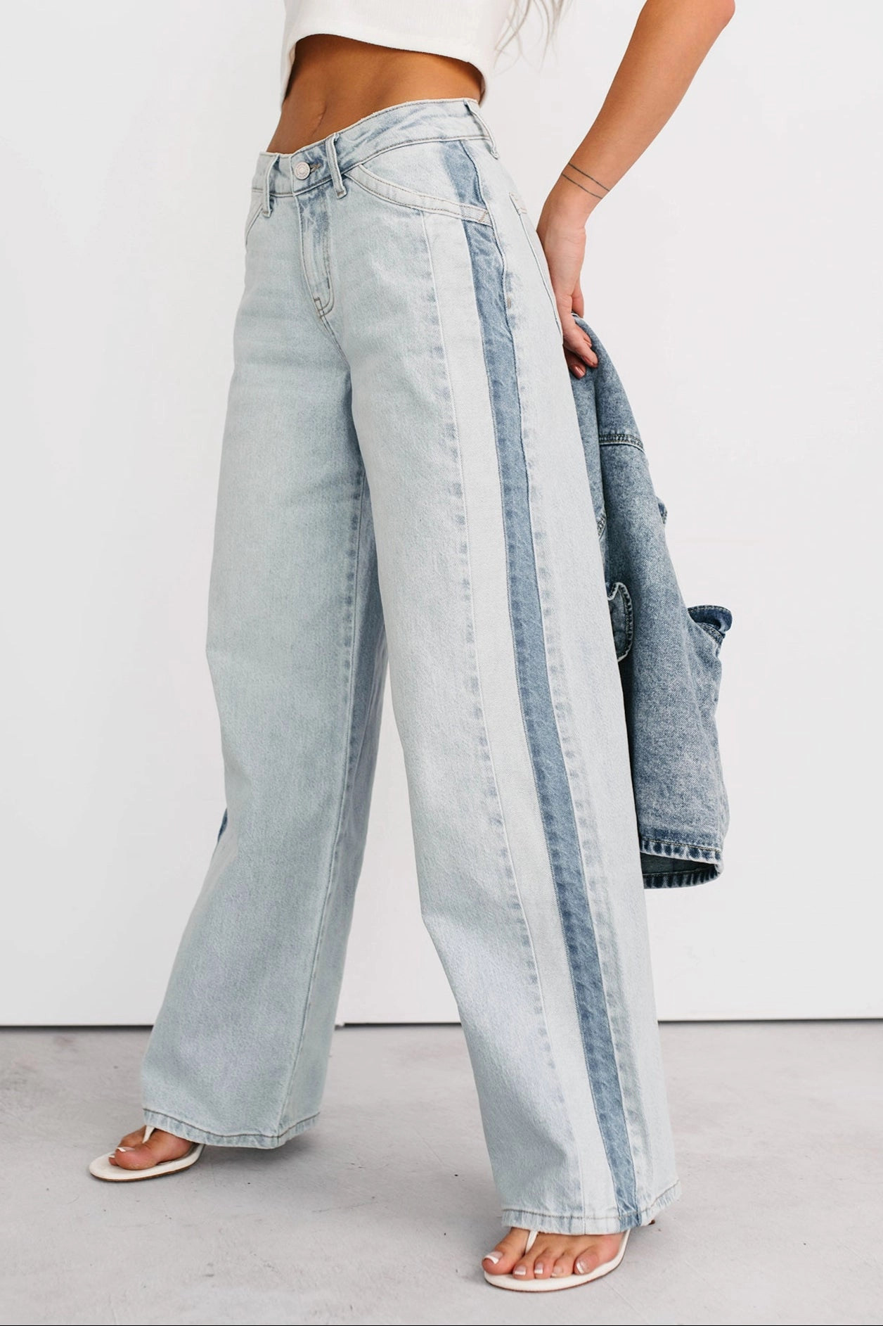 Baylor Wide Leg Contrast Kancan Jeans (Light) Perfect Shape Basic Utility