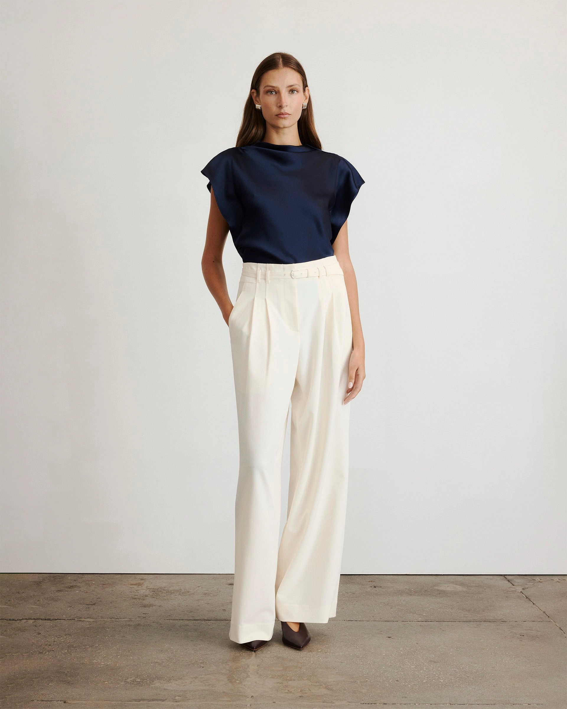 Non Restrictive Cut Lightweight Layering Option Adrien Top