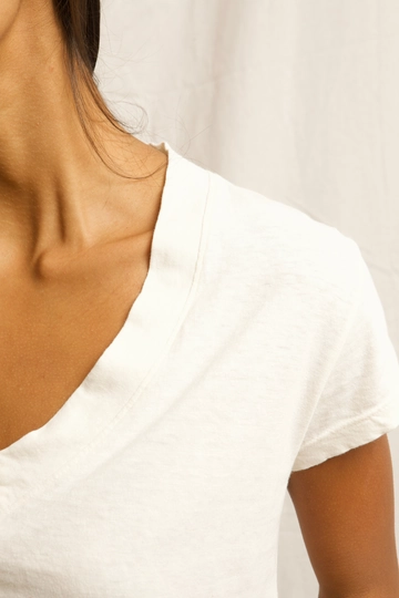 ALANIS RECYCLED VNECK Ventilation Panel OdorResistant Coating