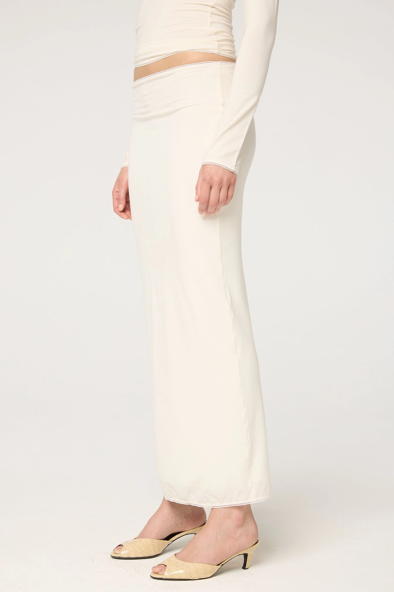 SOLENE SKIRT Snug Fit