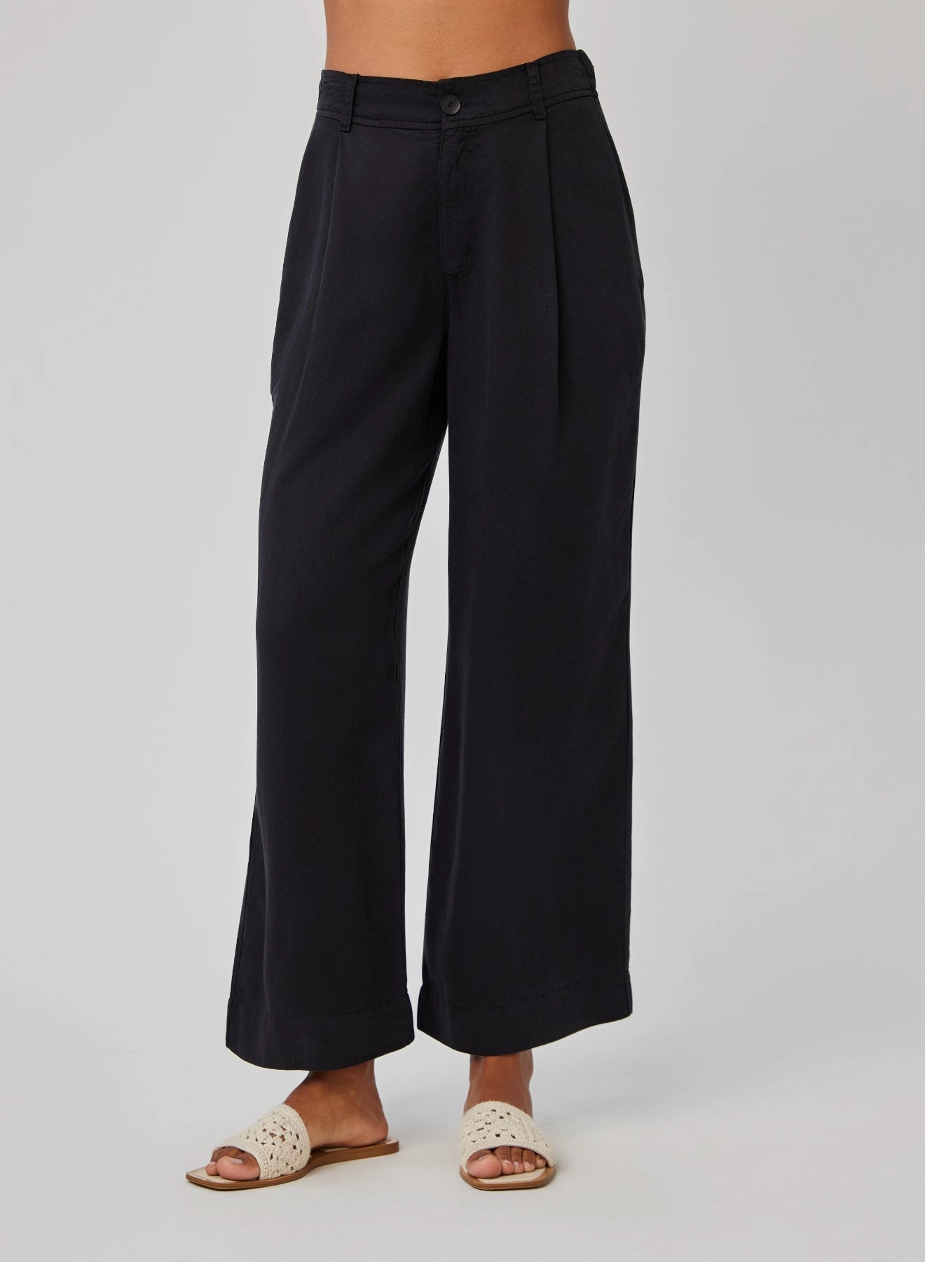 PLEATED WIDE LEG ANKLE PANT On The Move Active Wear