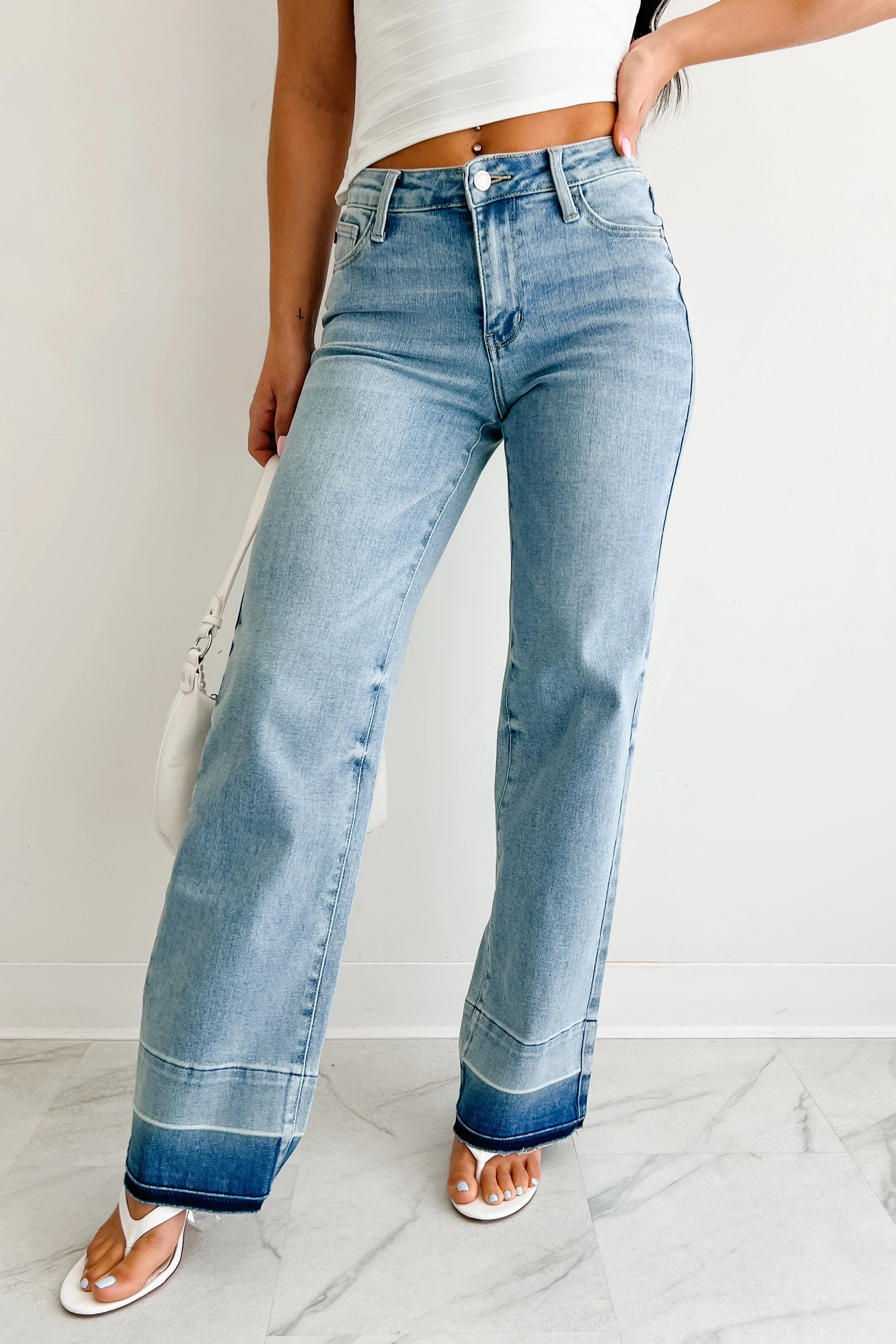 Odor Control Fabric OdorResistantTreatment Andrew Wide Leg Mid Rise Judy Blue Jeans (Light)