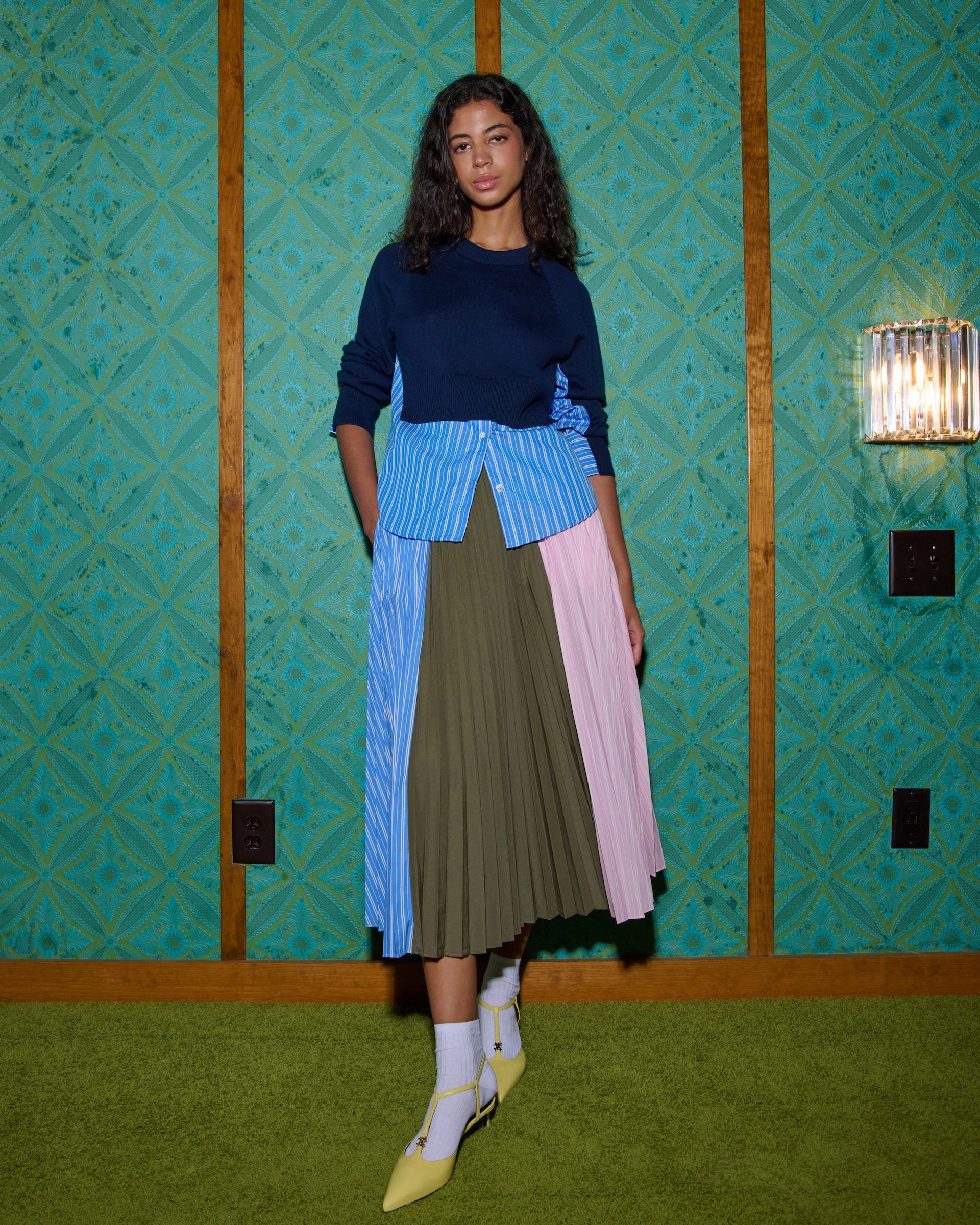 Angie Skirt Active Design Tapered Leg Design