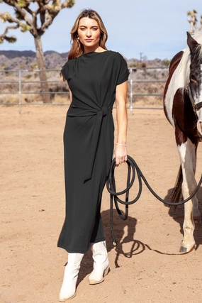 Hook-And-Eye Bare Glow Astrid Dress / Black