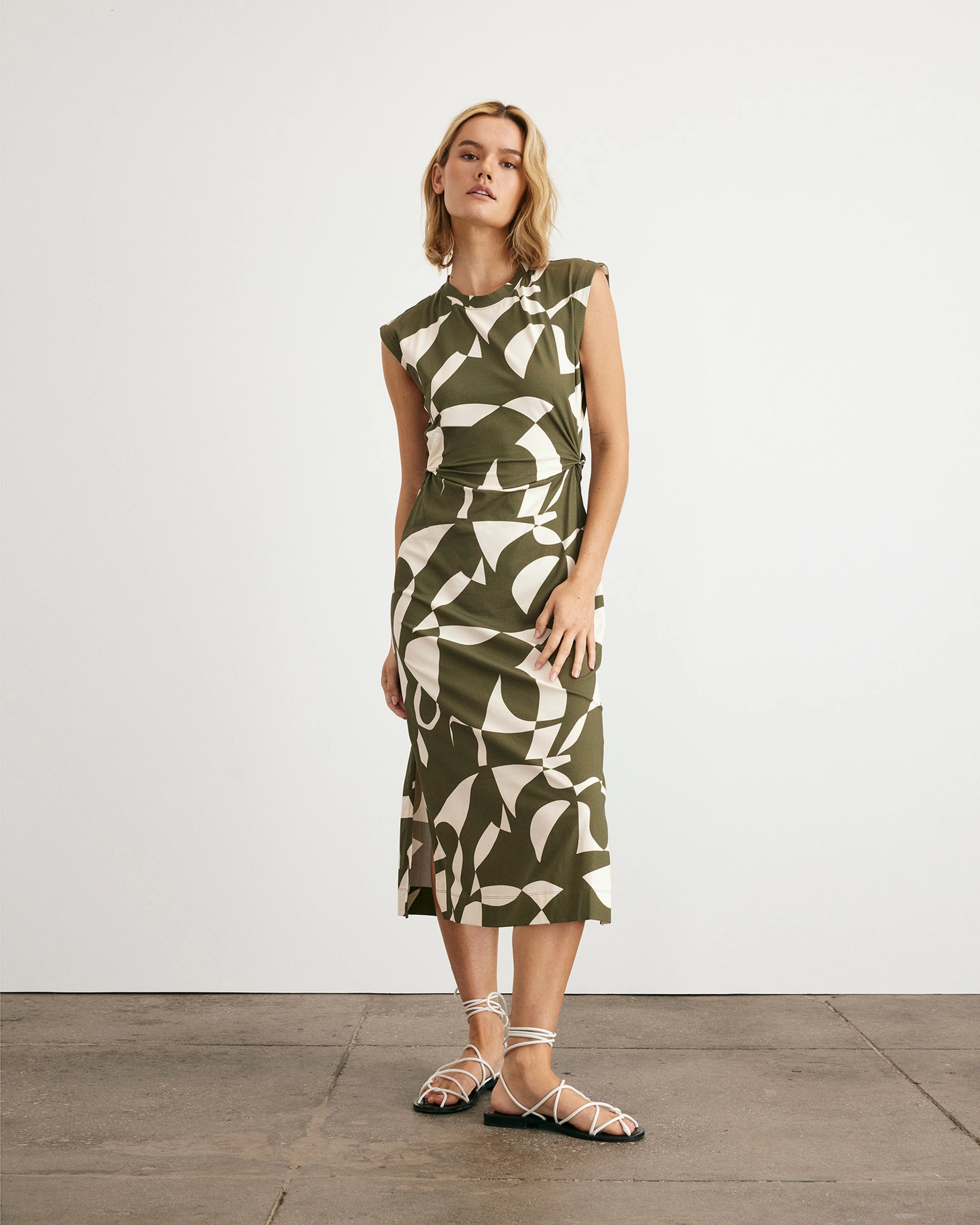 Aurora Dress Confident Touch