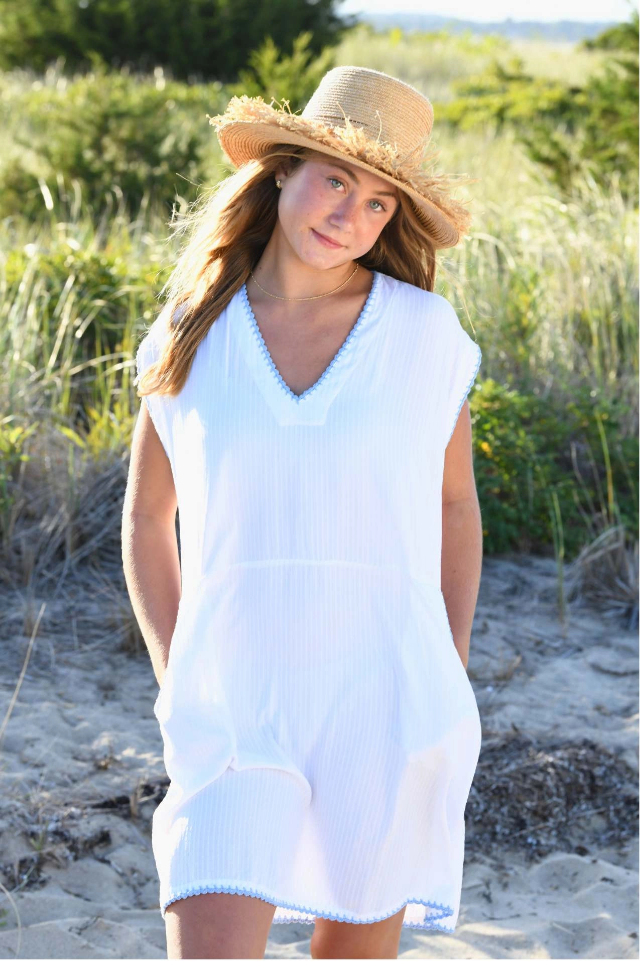 Azure Dress / White Shiny Zip Seamless Finish