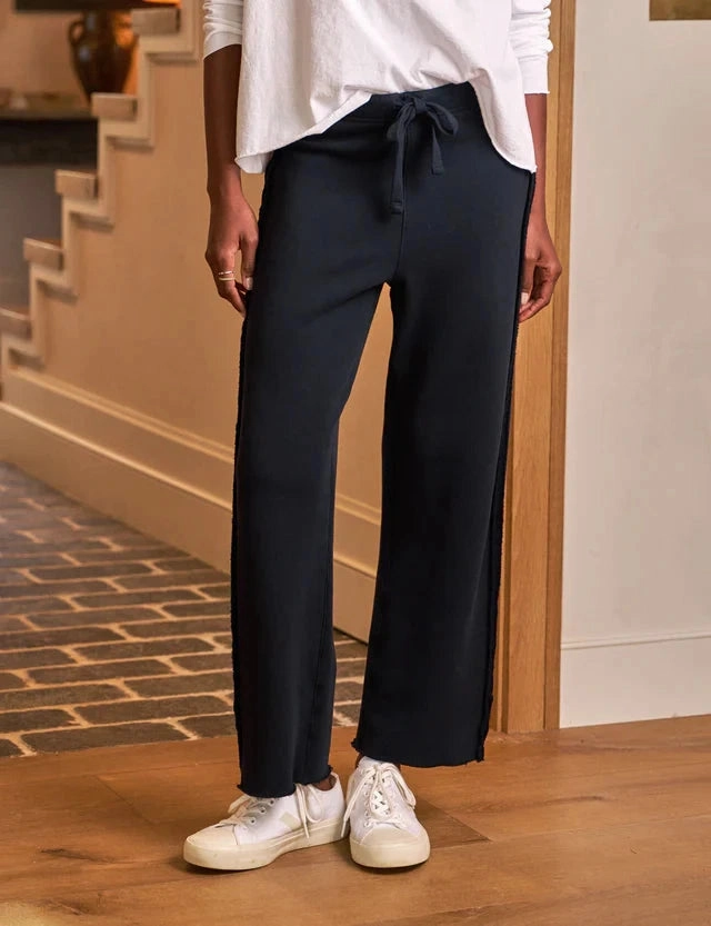 Casual Layer Tailored Fit Bella Full Sweatpant British Royal Navy