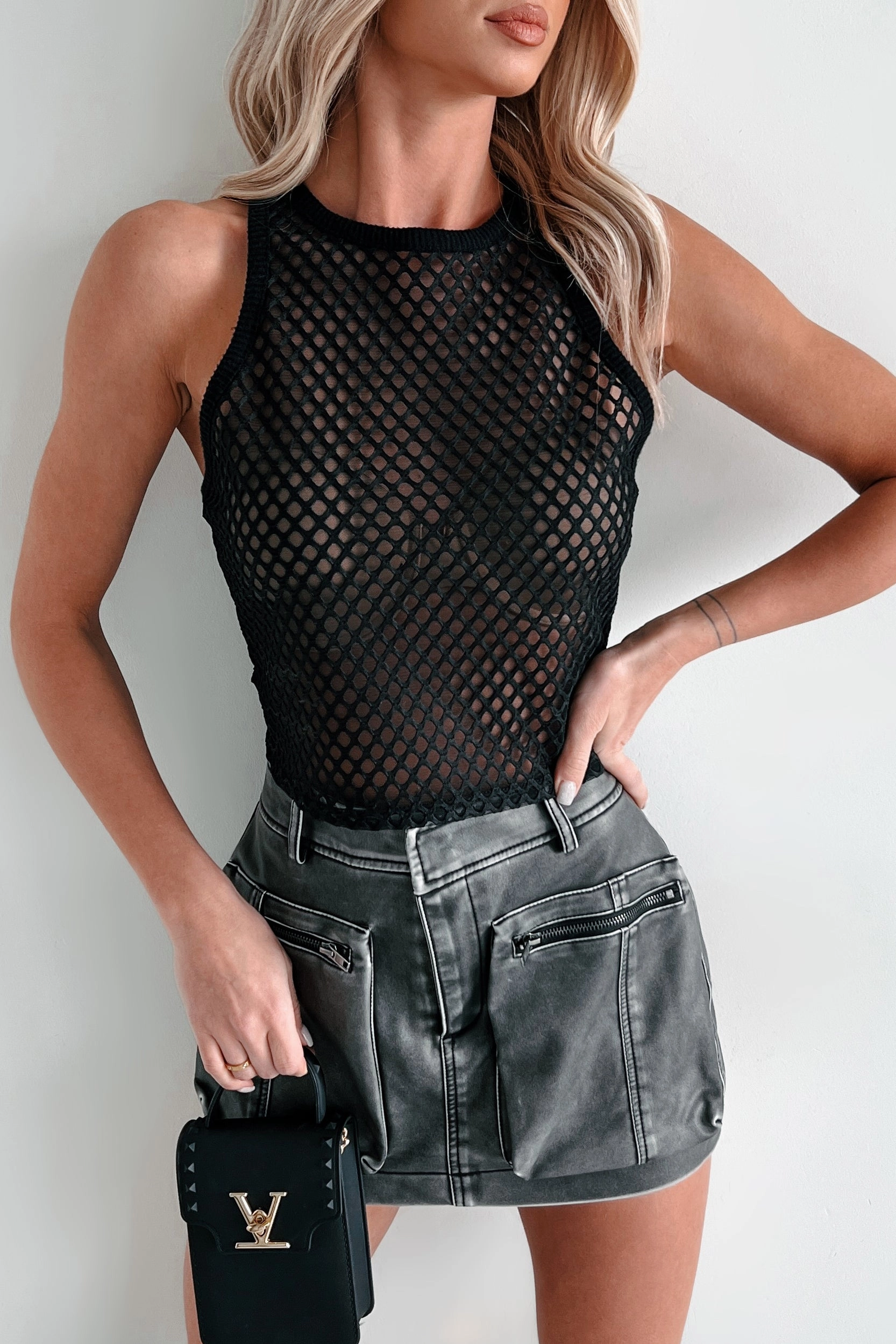 ConvertibleStyle Boho Dreaming Lattice Mesh Crop Tank (Black)
