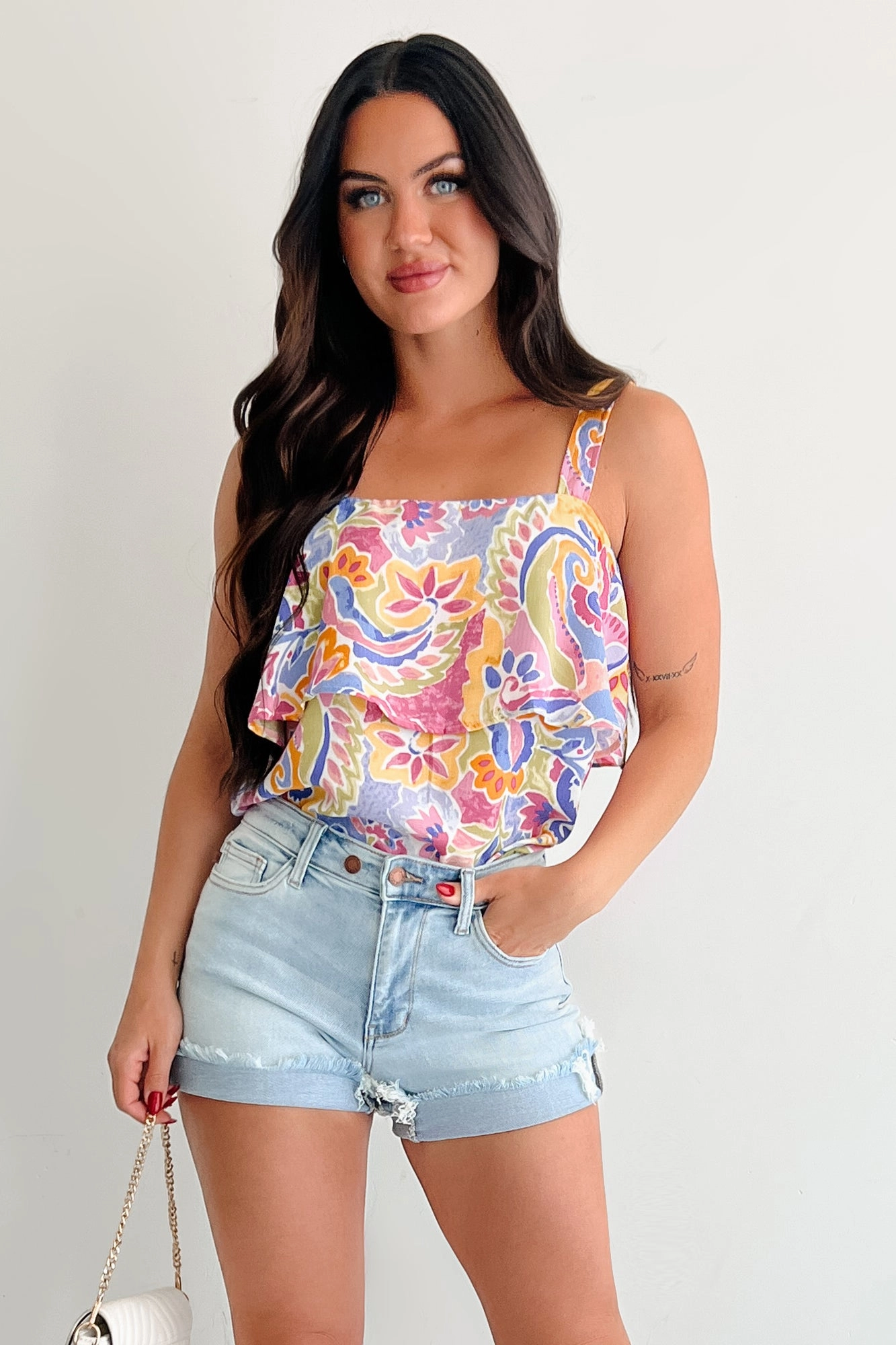 Hidden Button Placket Braelynn Tiered Paisley Print Tank Top (Multi)