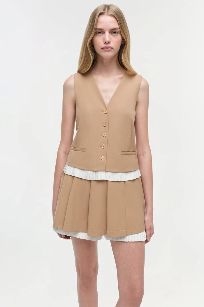 Laiken Vest Camel Heather Effect Finish MoistureWickingMaterial