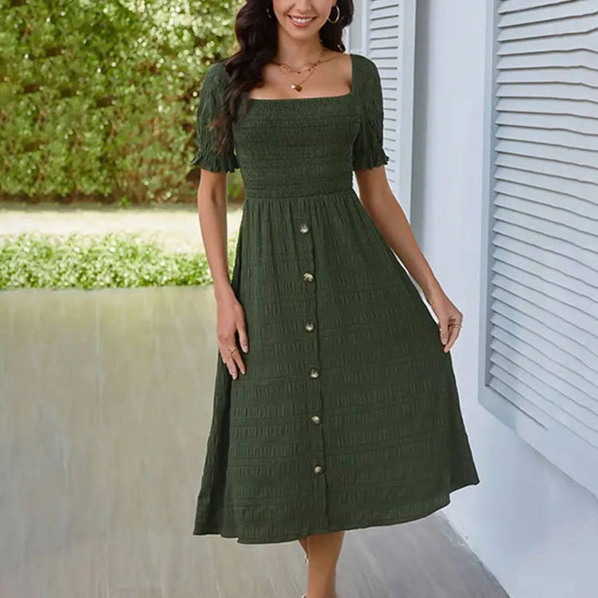 BUTTON-EMBELLISHED PLEATED DRESS_CWDSD3554 Evening Ready Flowing Design
