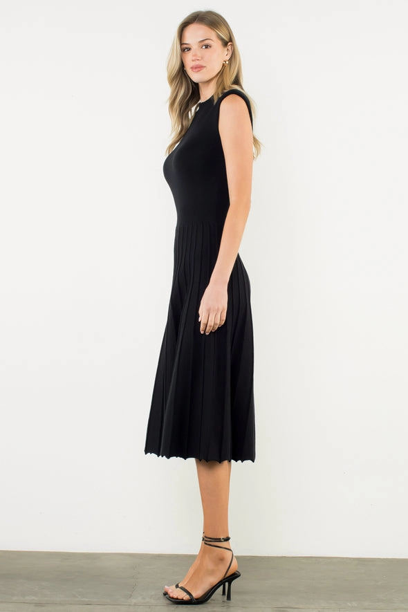 KNIT MAXI DRESS Versatile dress for layering Sporty-Look