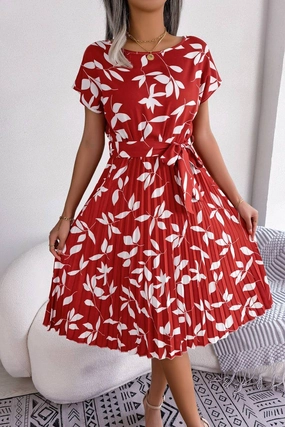 CASUAL LEAF SHORT SLEEVE BIG SWING PLEATED DRESS_CWDSD2526 Glossy Detail Romance Soul