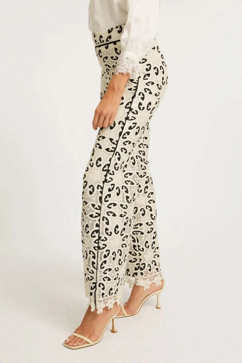 Celina Pant Ivory/Black Lace Casual Performance Lightweight Flex