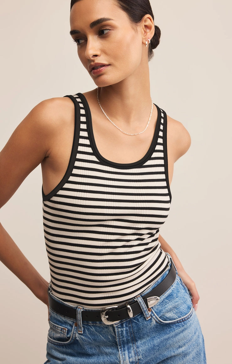 CLASSIC STRIPED SCOOP TANK NonChafe Tag Placement