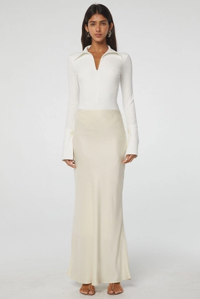 CLEO SKIRT Odor Control Technology slim cut