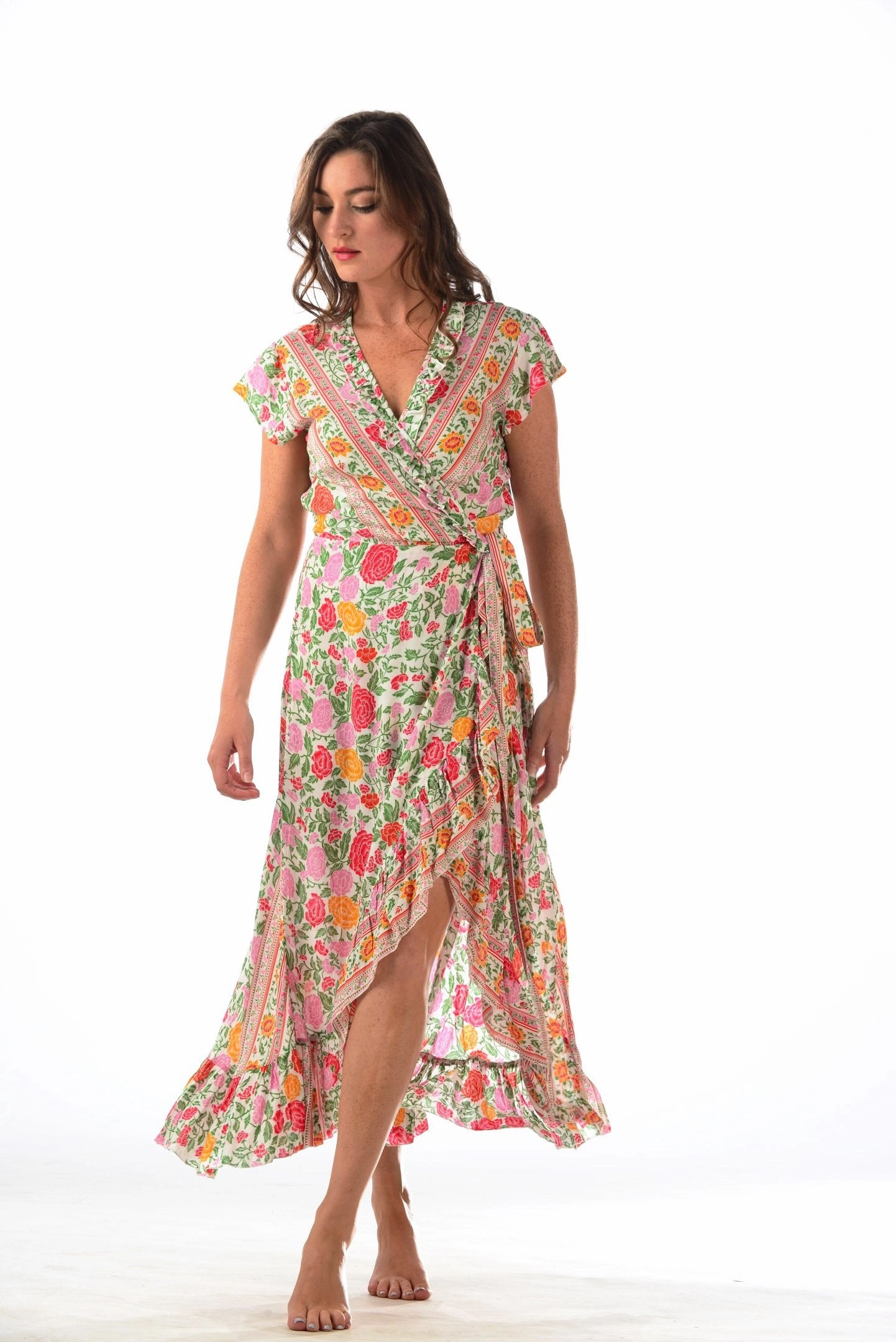 Tiered-Skirt Voyager Dress / White Rose