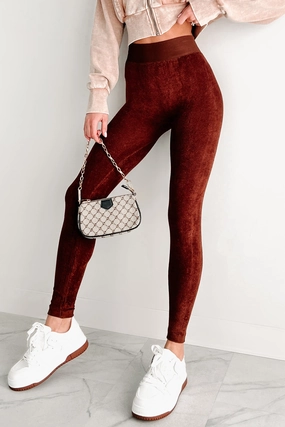 Outdoor Lover Extra Soft Fade Resistant Camping Gear Chill Vibes Textured Seamless Leggings (Brown)