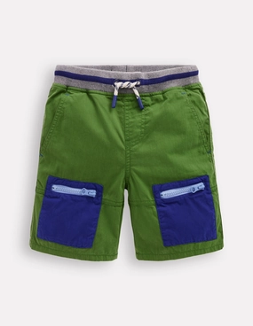 DoubleLayeredKnees Hypoallergenic Lining Adventure Shorts-Broccoli Green