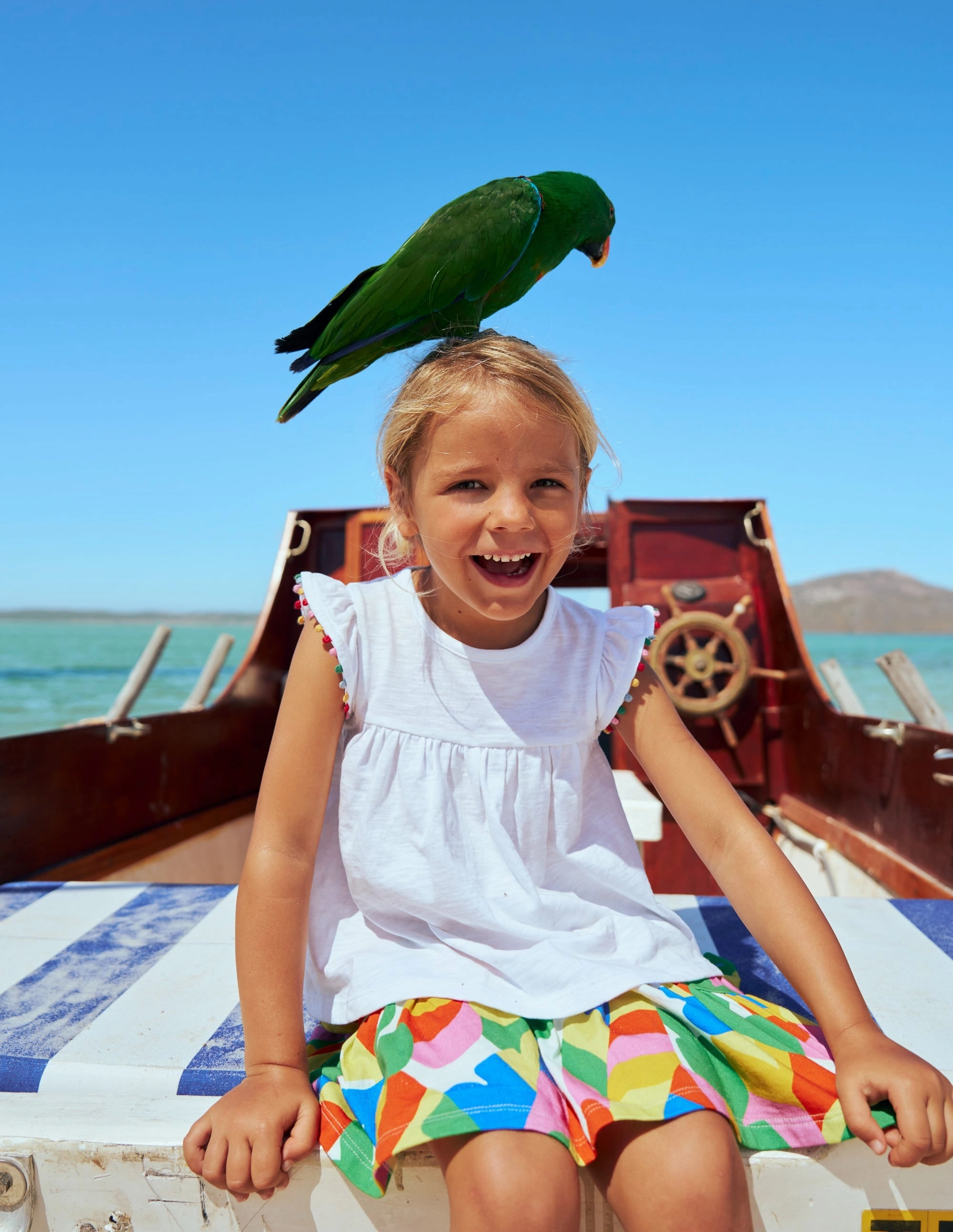 Frill Sleeve Pom Top-White Gym Wear Non Chafing Side Seams