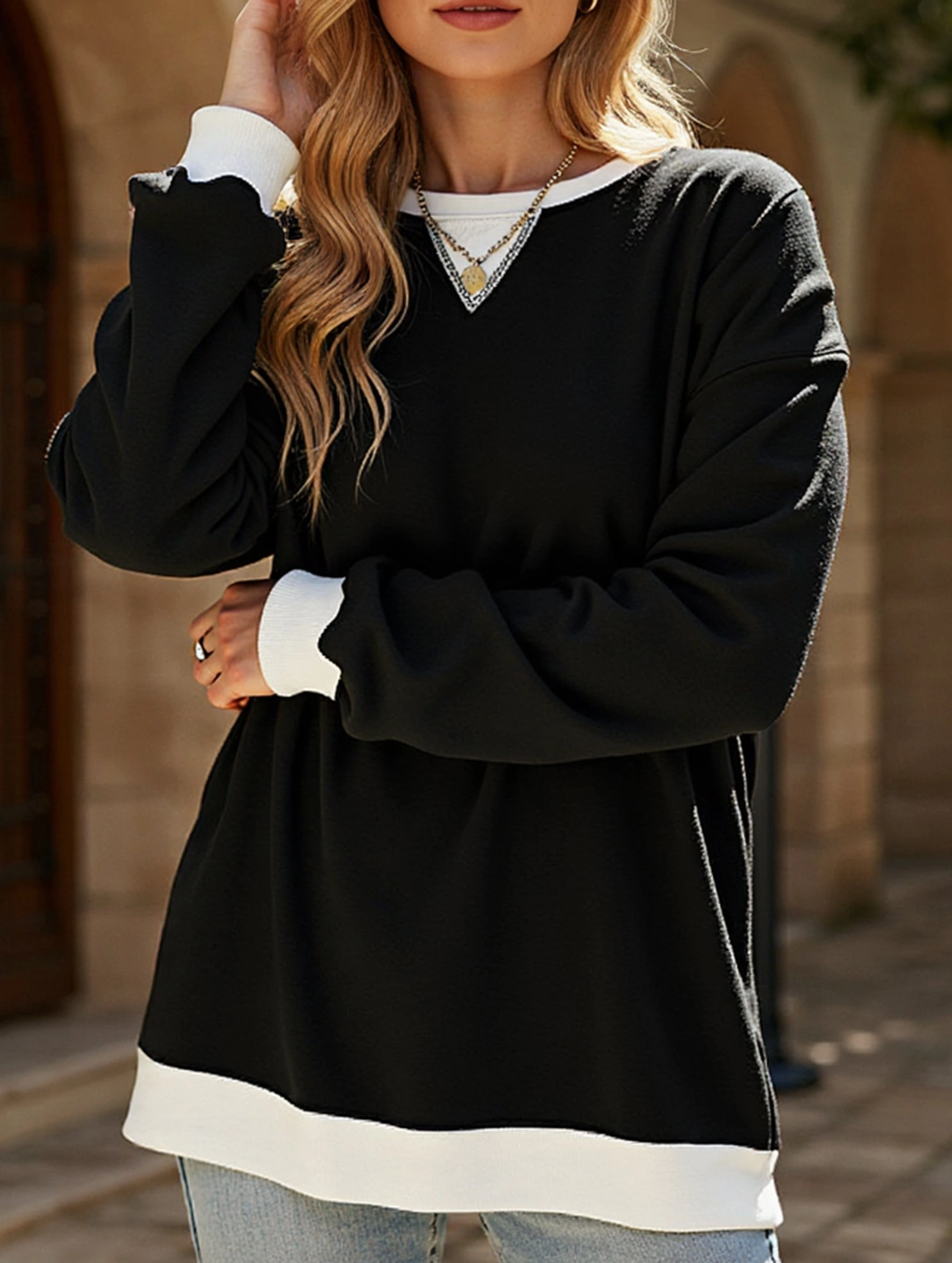 Comfortable Wear Contrast color splicing round neck sweater