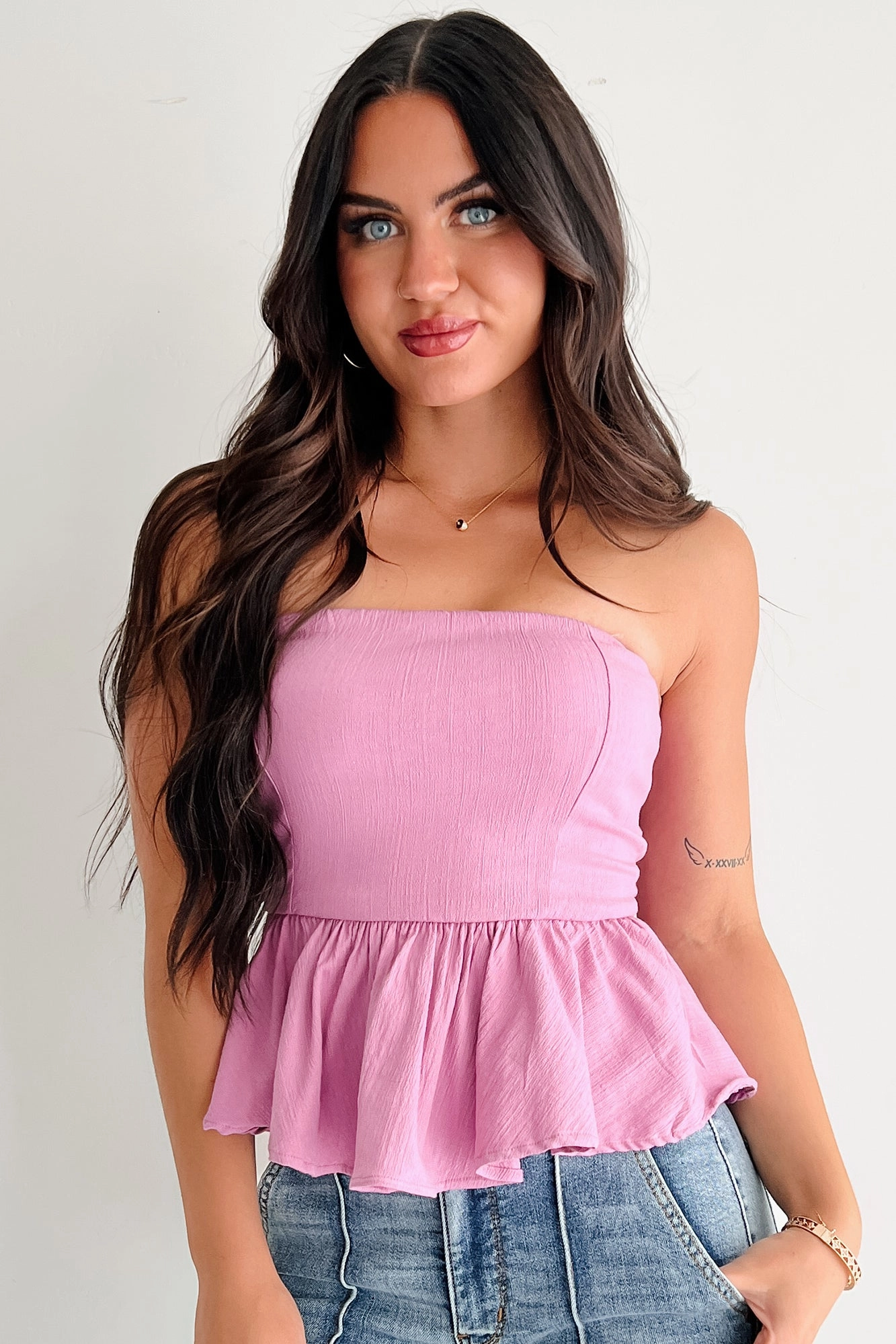 Double Stitched Hem AntiPill Texture Gracefully Blooming Strapless Ruffle Hem Top (Light Orchid)
