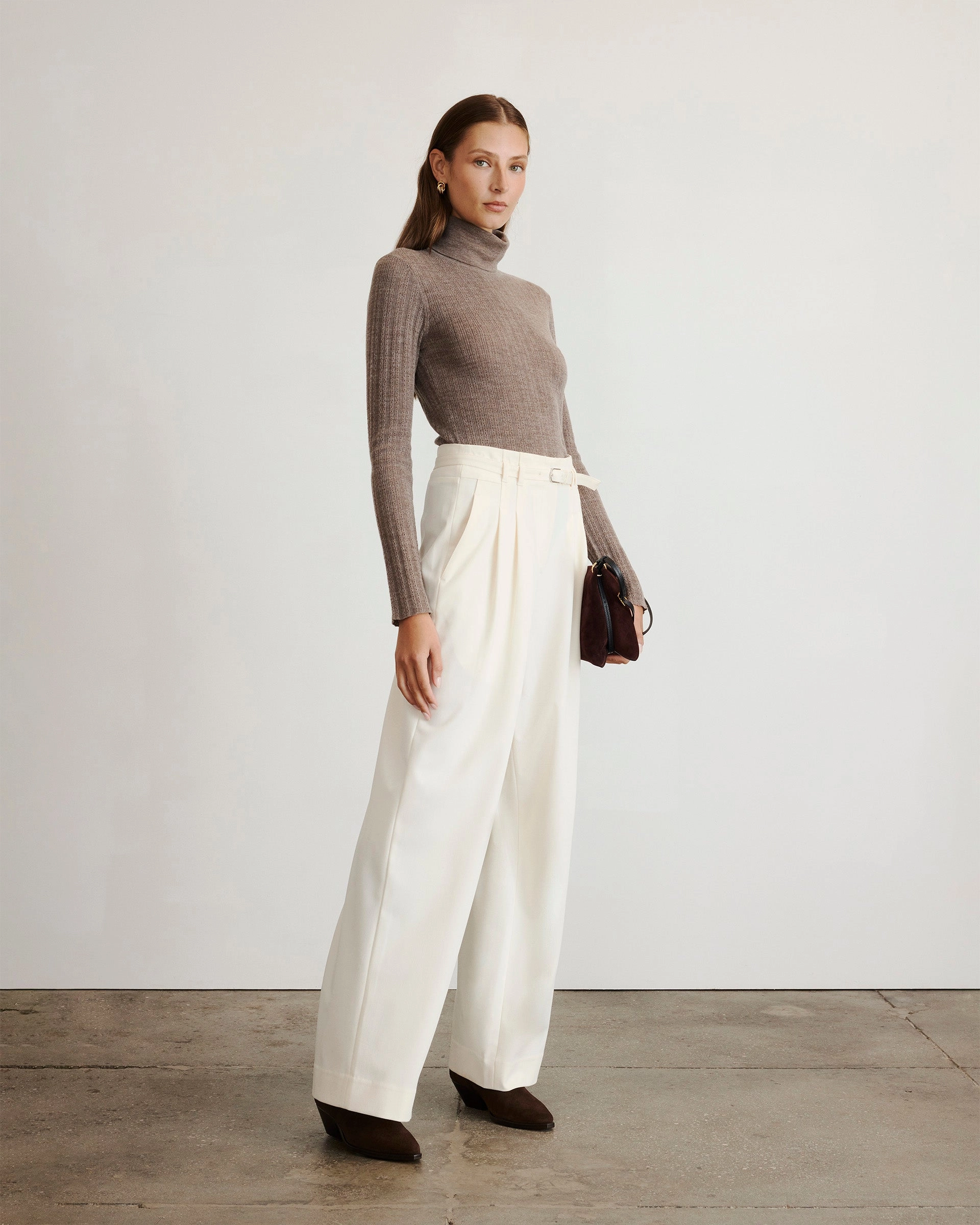 Kayden Turtleneck Torsion Support Structure Tagless Labeling