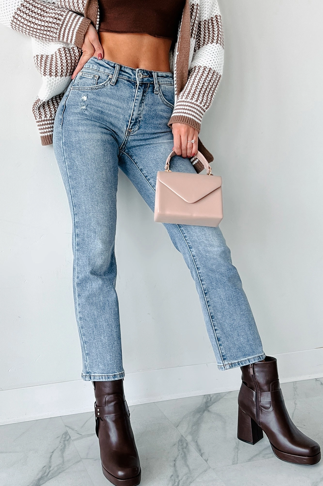 Credo Special A Mid Rise Crop Slim Bootcut Jeans (Medium Light) Sporty Vibe