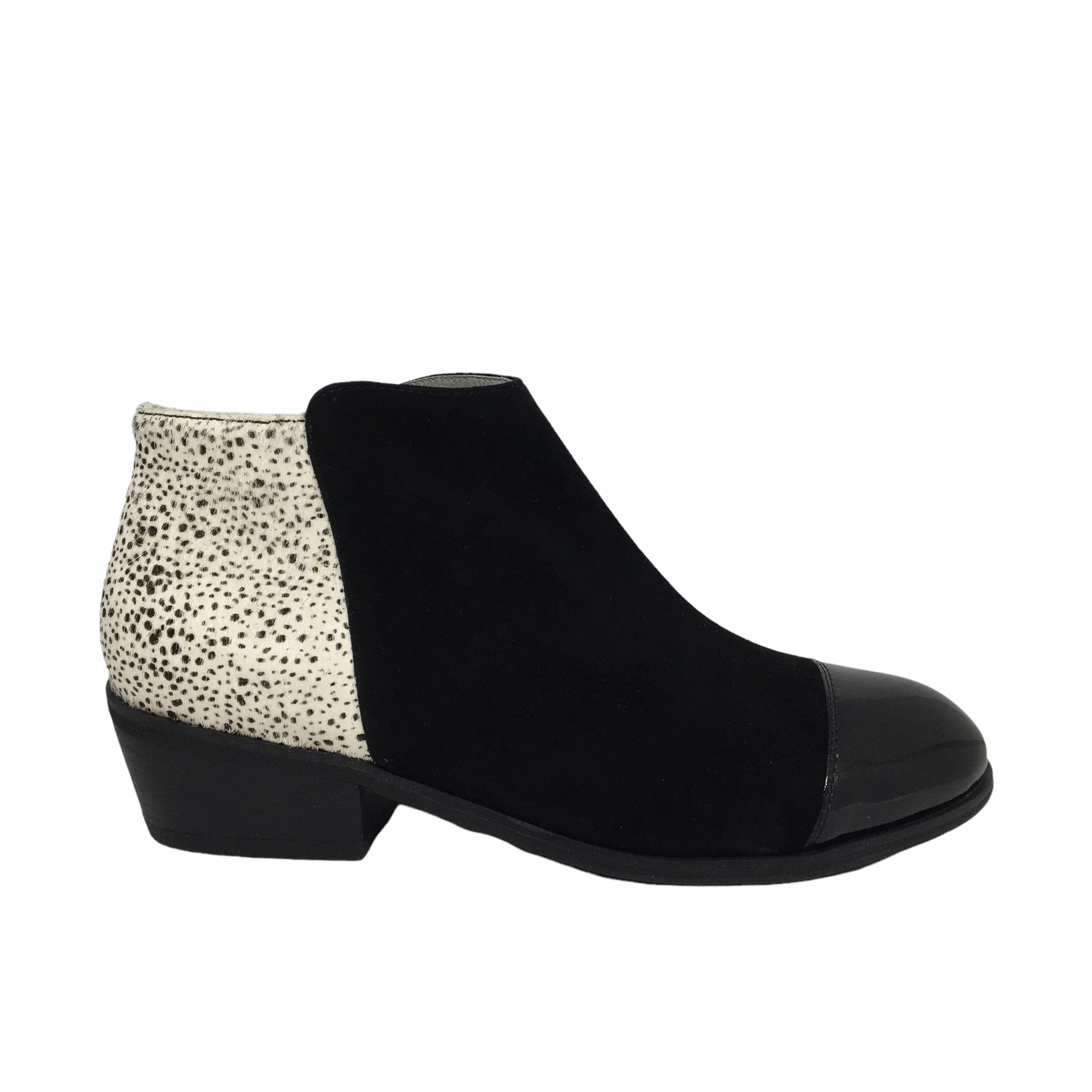 Isabella Tama Black/White leather boot Stretchable Material