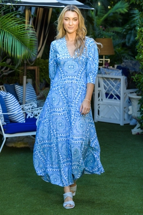 Daphne Dress / Blue Mosaic Smart Cut Romantic-Detail