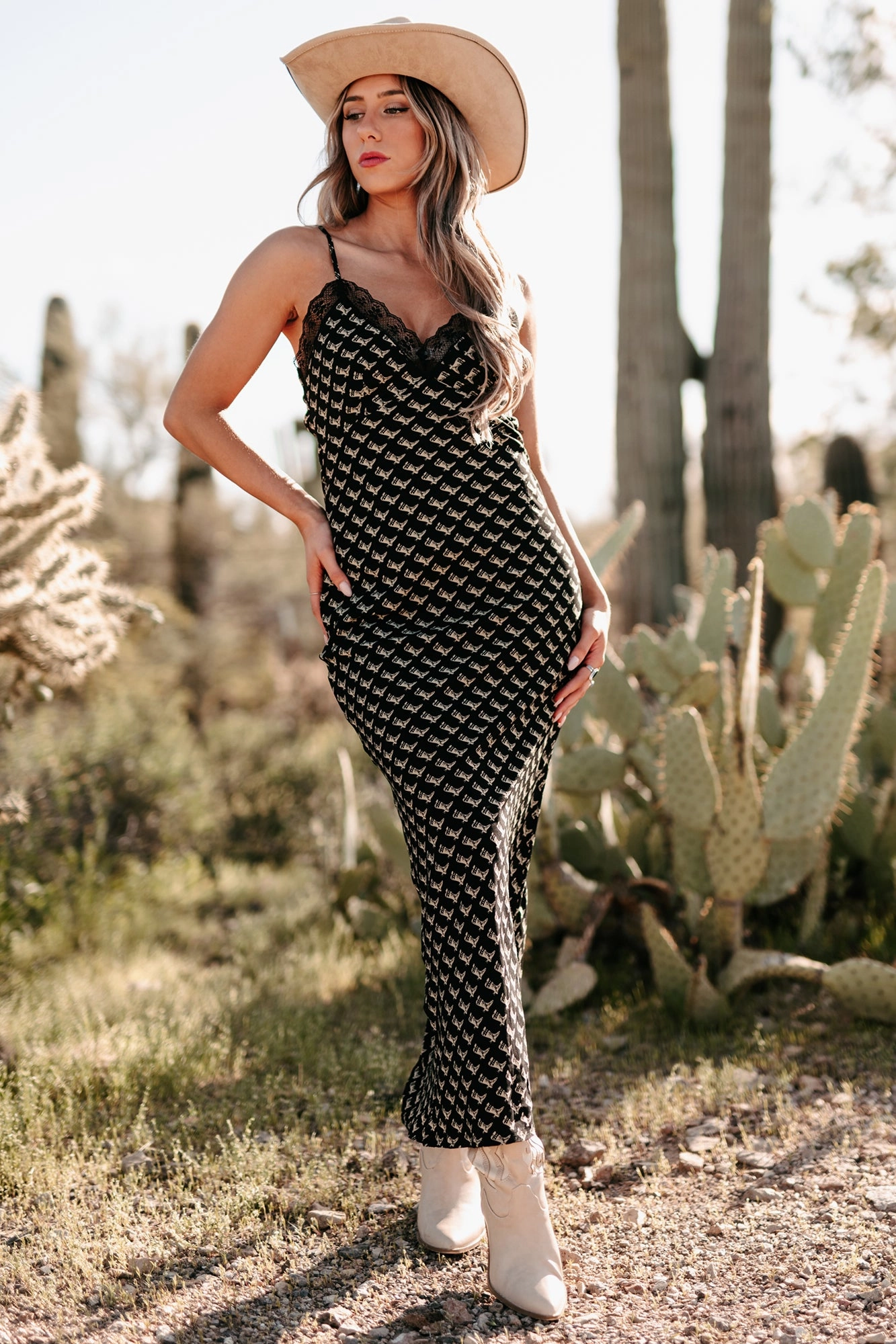 Darling I'm Different Western Printed Maxi Dress (Black) Perfect Layer