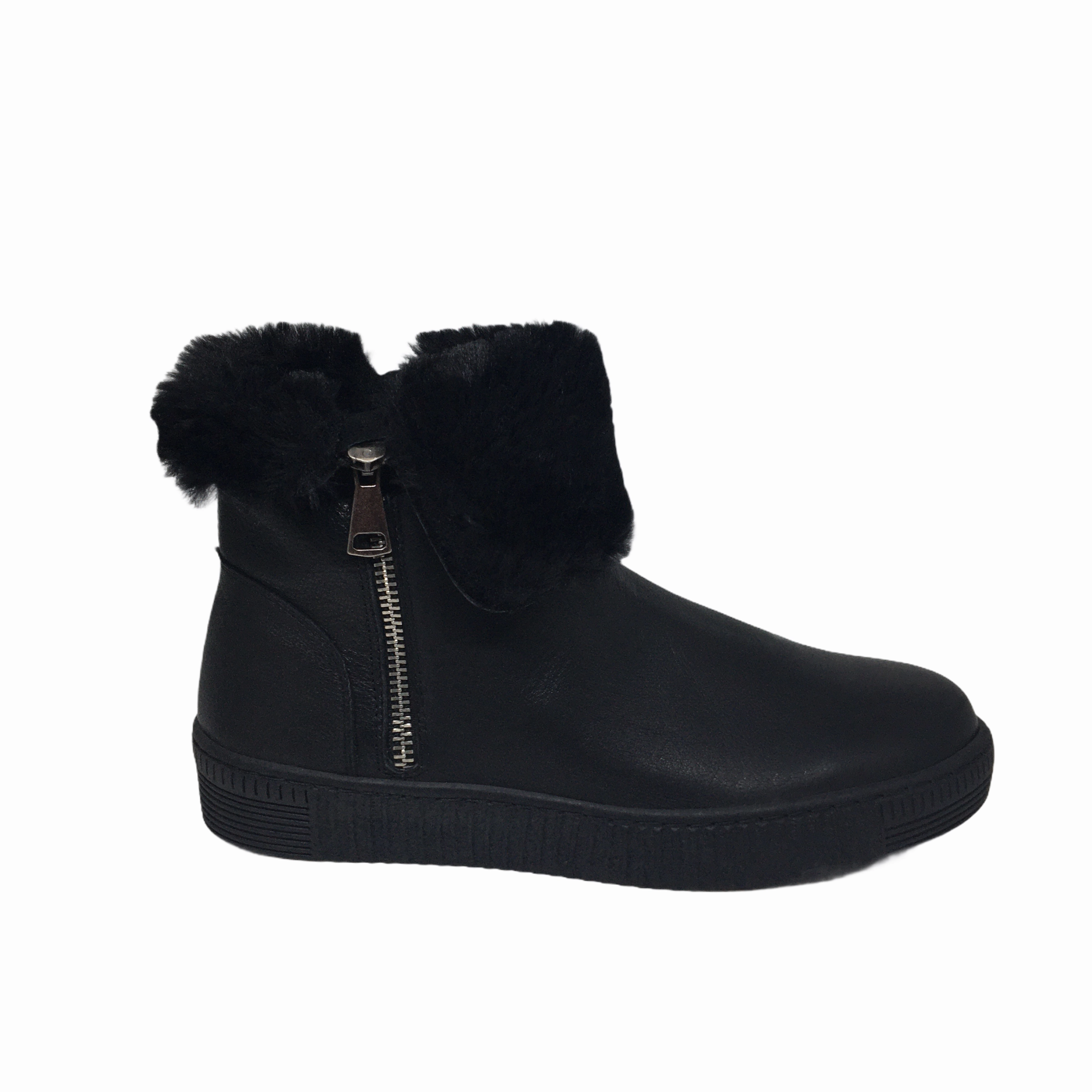 Django & Juliette Troy Leather ~ Tan ~ Black Anti Odor Weekend Camping