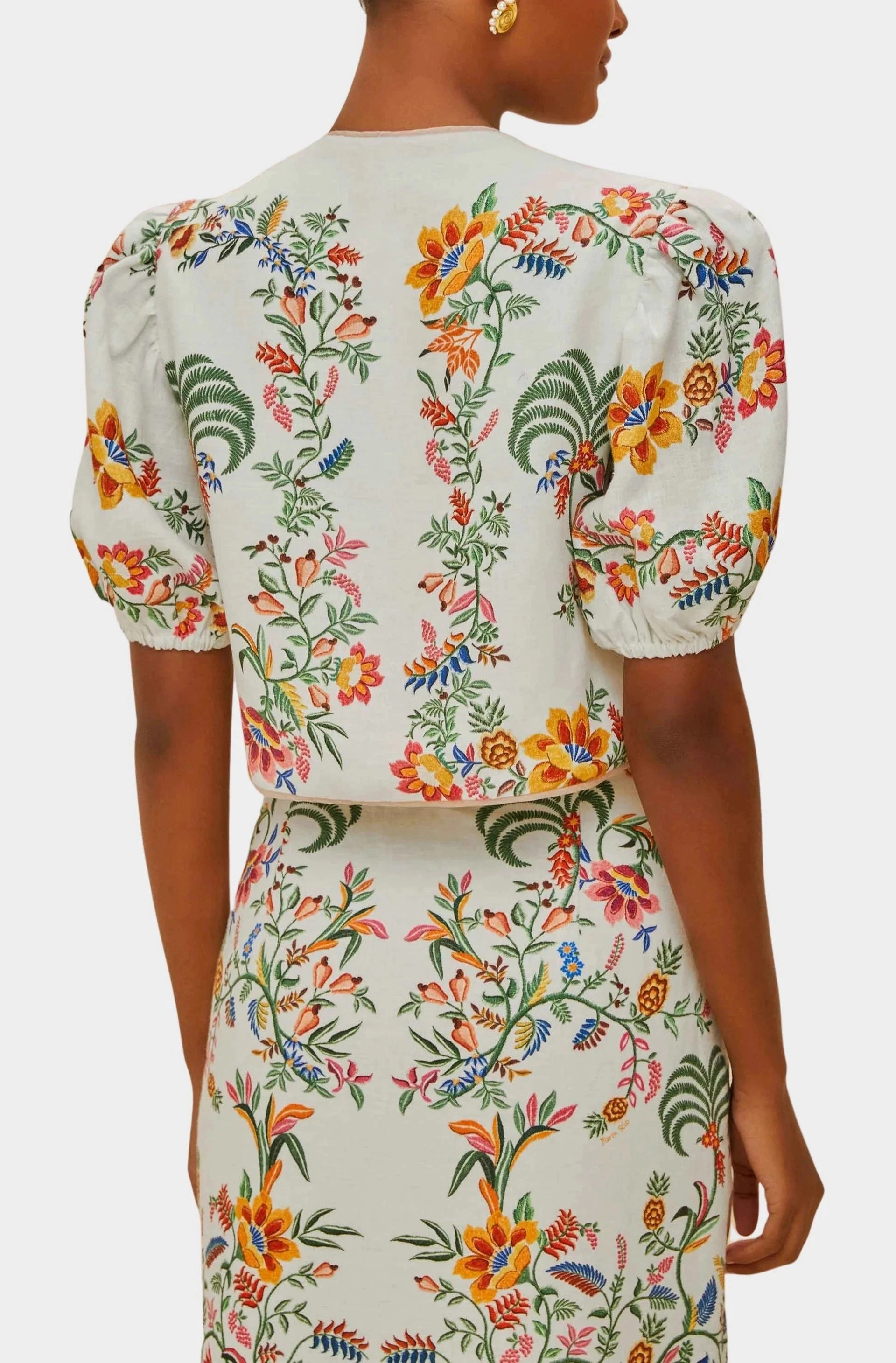 Soft Brushed Finish Delicate Forest Scarves Blouse Off-White