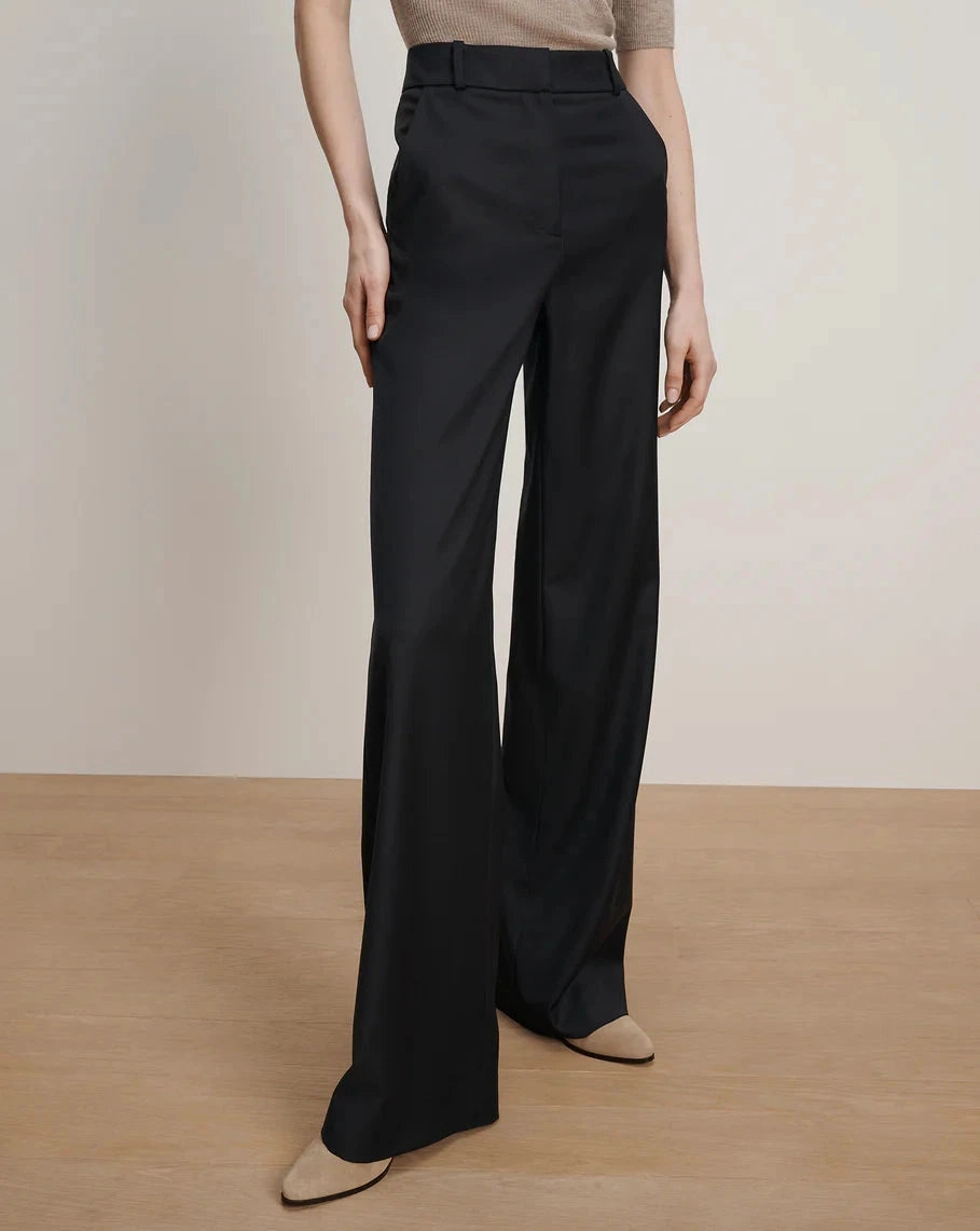 Eaton Wide-Leg Pant Navy Minimalist Fit