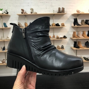 Comfort Lining Windy Weather Sala Foley ~ Black ~ Coconut/Tan ~ Leather Boot