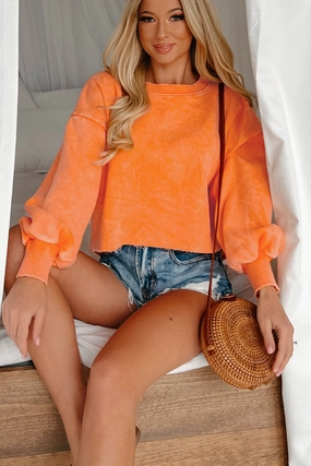 OdorControl Technology YarnDyedFabric Elias Raw Hem Acid Wash Cropped Pullover (Light Orange)