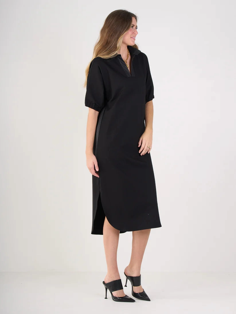 Natural Feel Snap-Closure Emily Mccarthy Poppy Caftan in Black Ponte