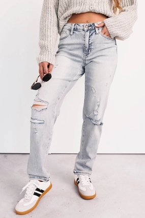 Meadow Mid Rise Judy Blue Boyfriend Jeans (Light) FlexFoamPadding TaglessComfort