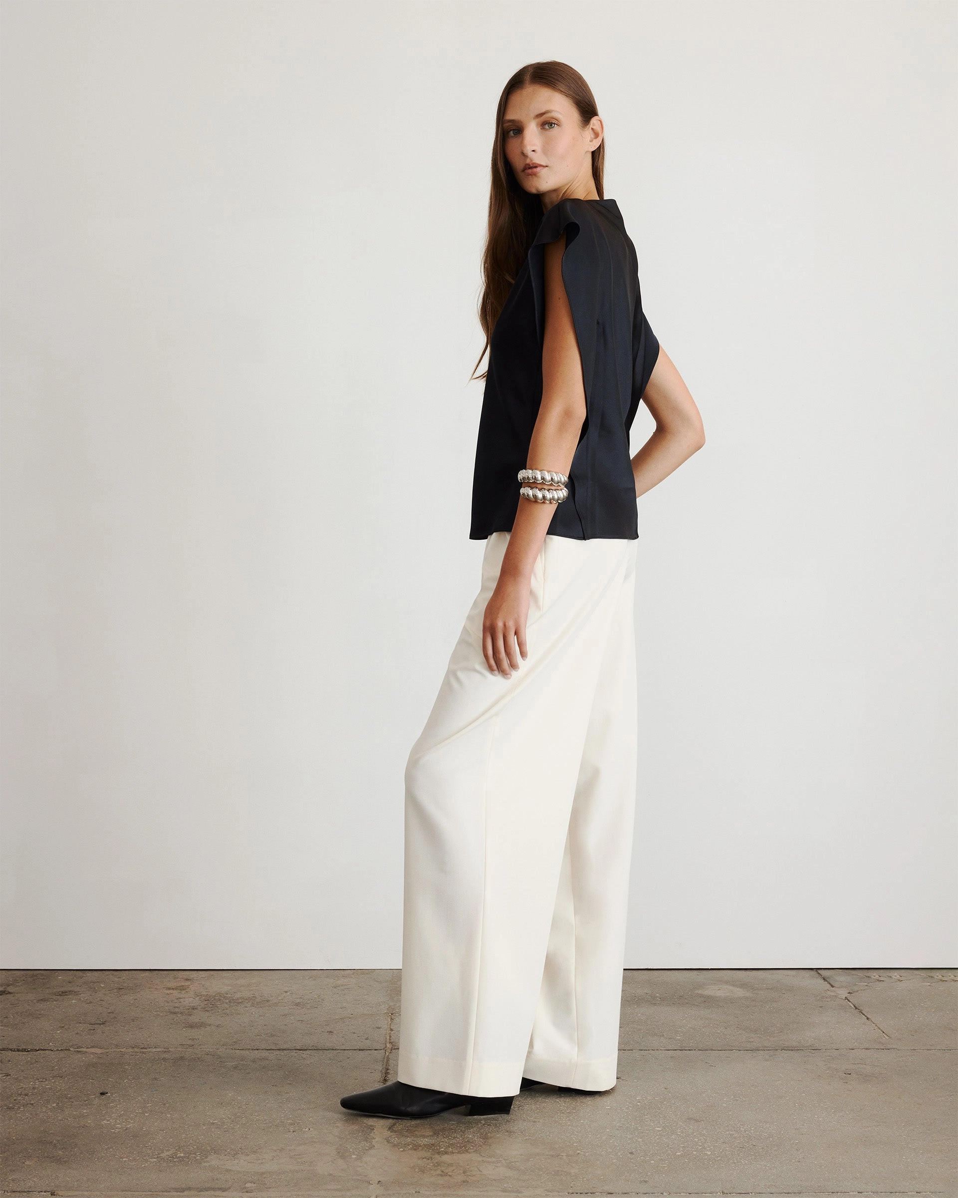 Adrien Top RawHemDetail