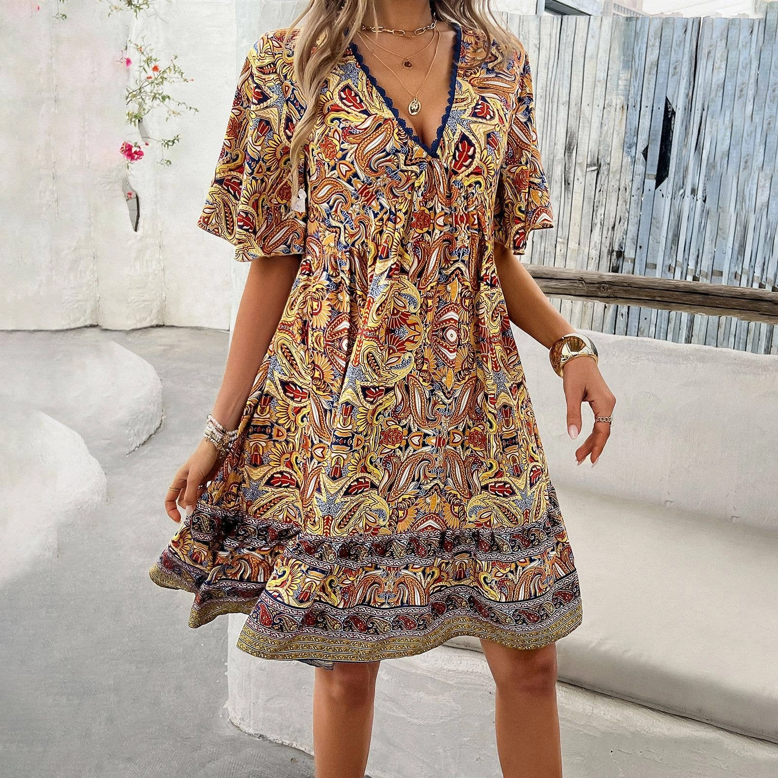 Gathered Skirt Smart Lines CASUAL HOLIDAY PRINT V-NECK DRESS_CWDSD3738
