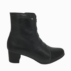 Boston Belle Tanya Black Boot Mountain Side