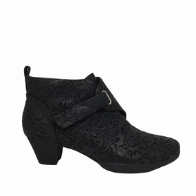 Hinako Cooma Black Embossed Boot Square Toe