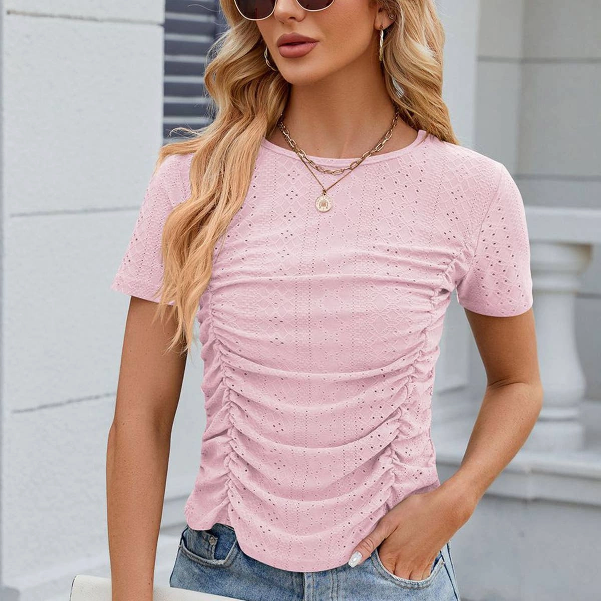 BREATHABLE SOLID COLOR PLEATED SLIM FIT T-SHIRT_CWTSTS0386 Flexible Hemline