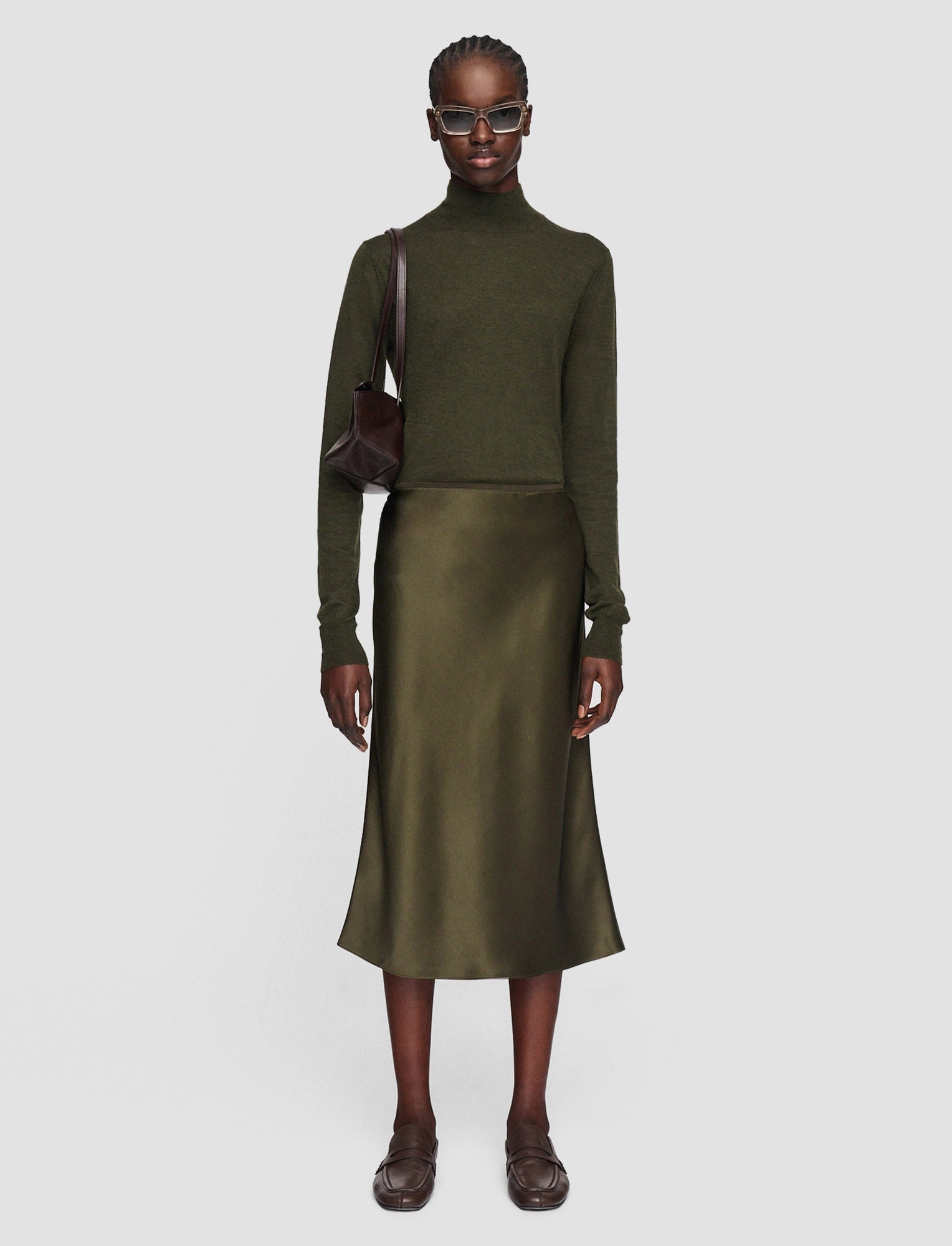 Simple Outfit Simple Styling Isaak Silk Satin Skirt