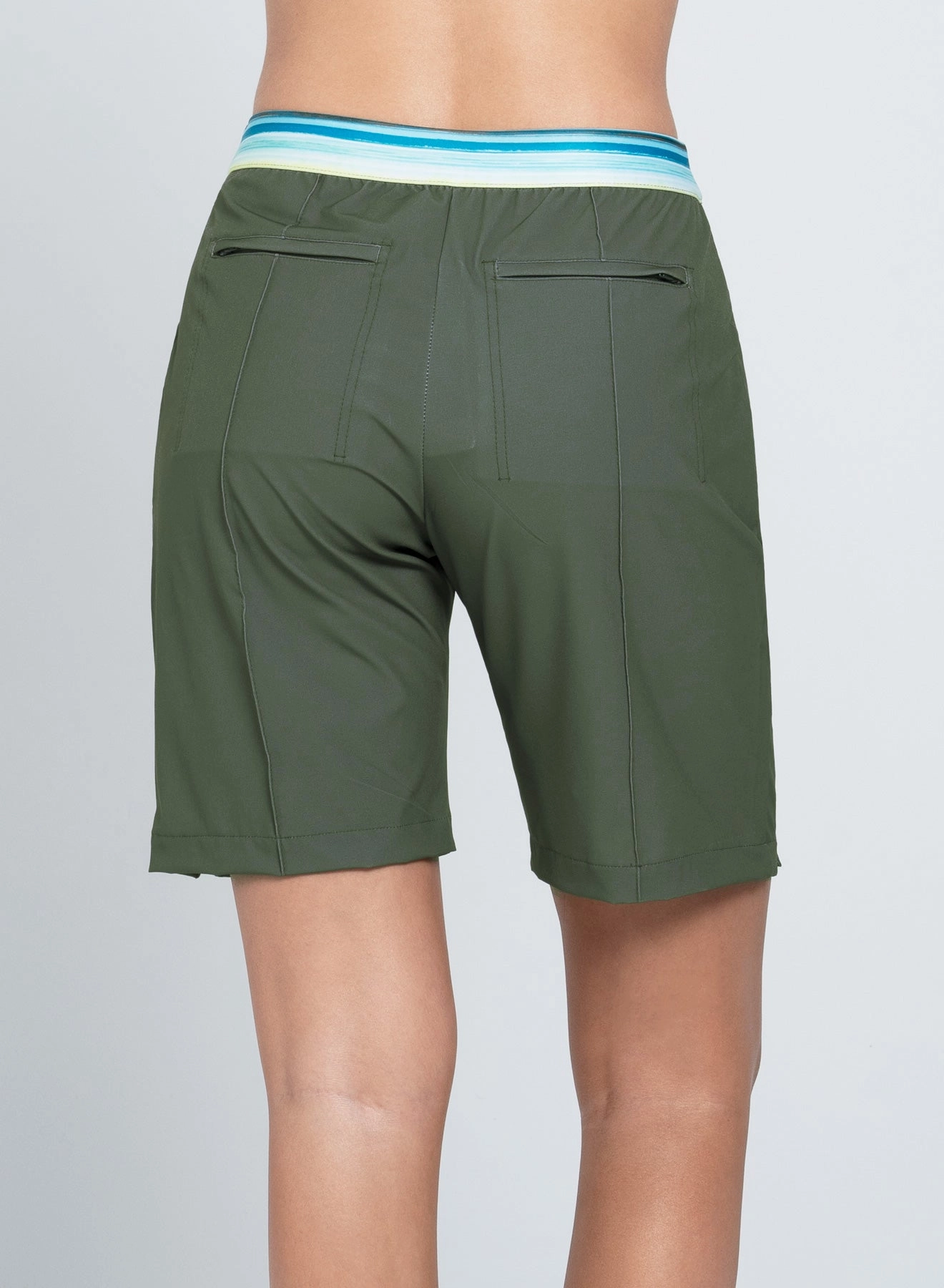 Isla Short Adjustable Closure