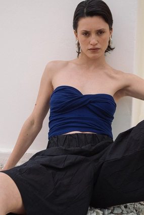 MoistureWicking Technology IZZY TUBE TOP